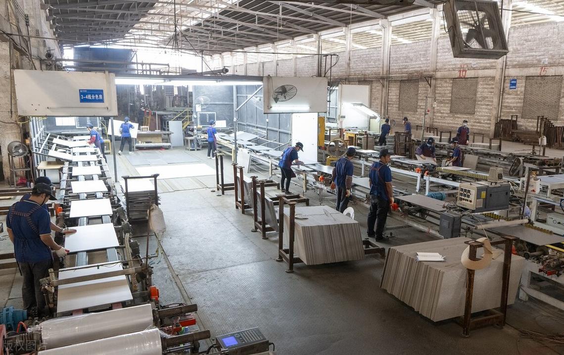 廣西岑溪市筋竹鎮(zhèn)陶瓷生產(chǎn)車間見聞